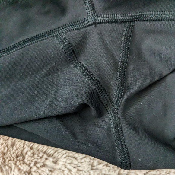 Lululemon leggings with mesh, 8, black - Picture 7 of 7